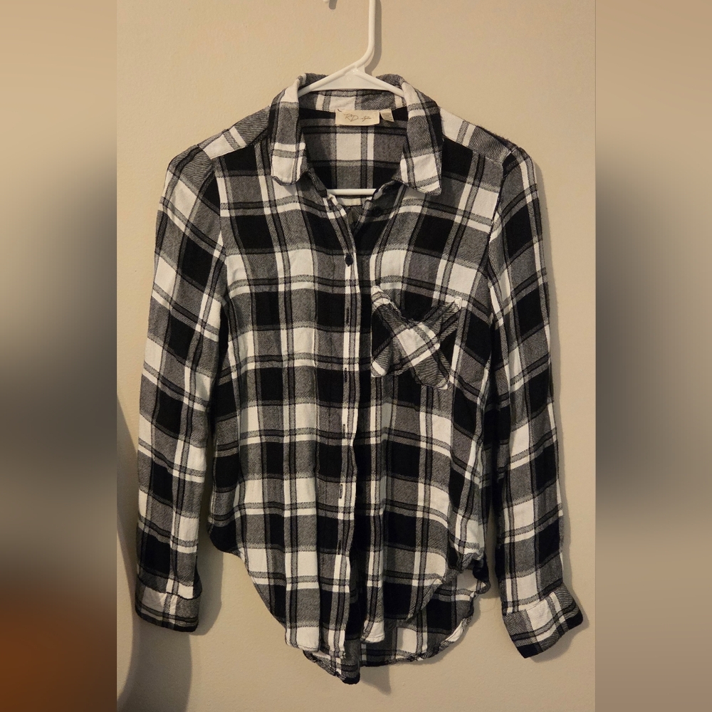 Black and White Plaid Button-Up Shirt